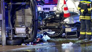 Schwerer Verkehrsunfall am Reschop (Foto: RuhrkanalNEWS)